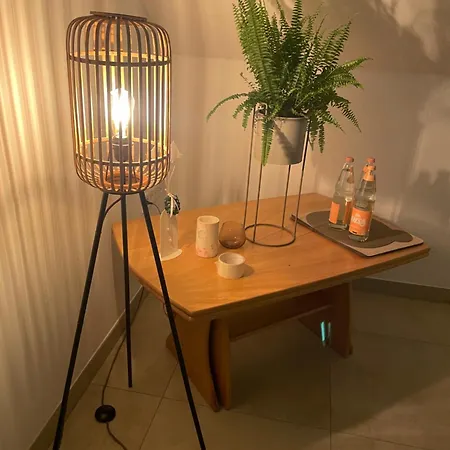 Апартаменты Gluecksgriff, Natur, Ruhig Und Doch Zentral,am Pferdestall, Parkplatz, Waschmaschine, Вольфсбург