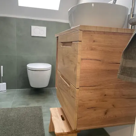 Gluecksgriff, Natur, Ruhig Und Doch Zentral,am Pferdestall, Parkplatz, Waschmaschine, Wolfsburg