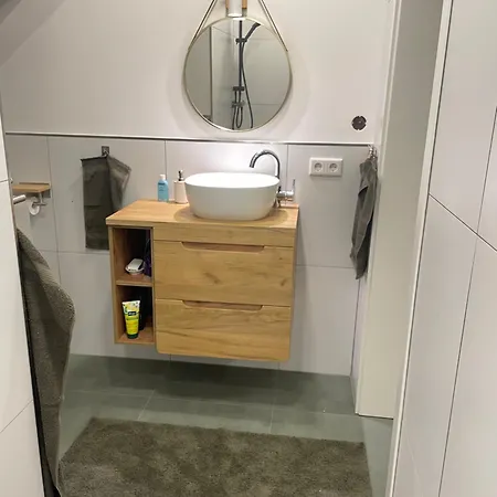 Апартаменты Gluecksgriff, Natur, Ruhig Und Doch Zentral,am Pferdestall, Parkplatz, Waschmaschine, *